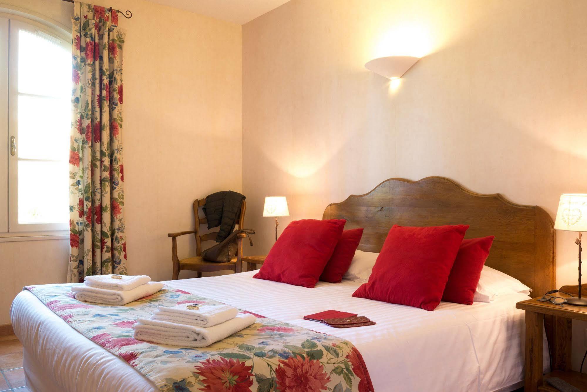Hotel La Bastide Saint Martin Carcassonne Esterno foto