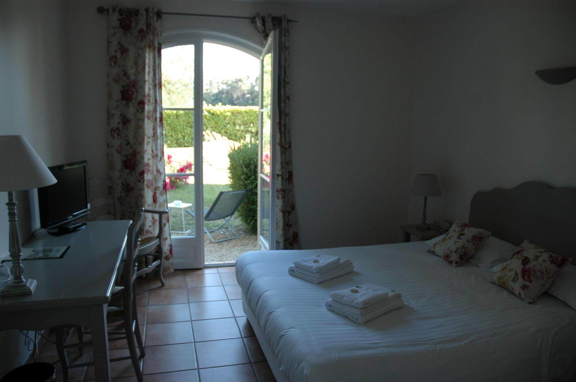 Hotel La Bastide Saint Martin Carcassonne Esterno foto